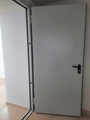 Серая металлическая дверь ei-60 Серая металлическая дверь ei-60