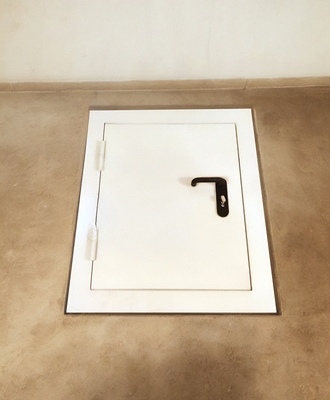 Белый стальной люк Белый стальной люк