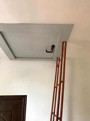 Кровельный стальной люк Кровельный стальной люк