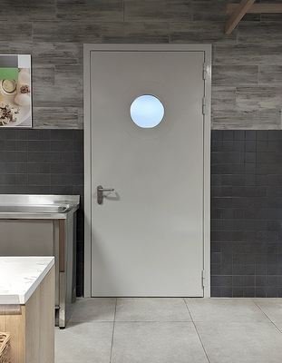 Дверь с круглым окном Дверь с круглым окном