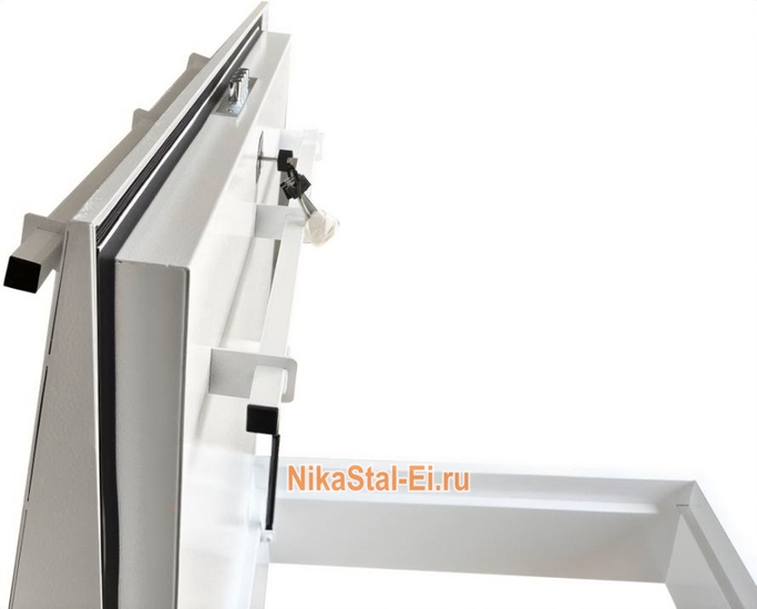 Металлический кровельный люк