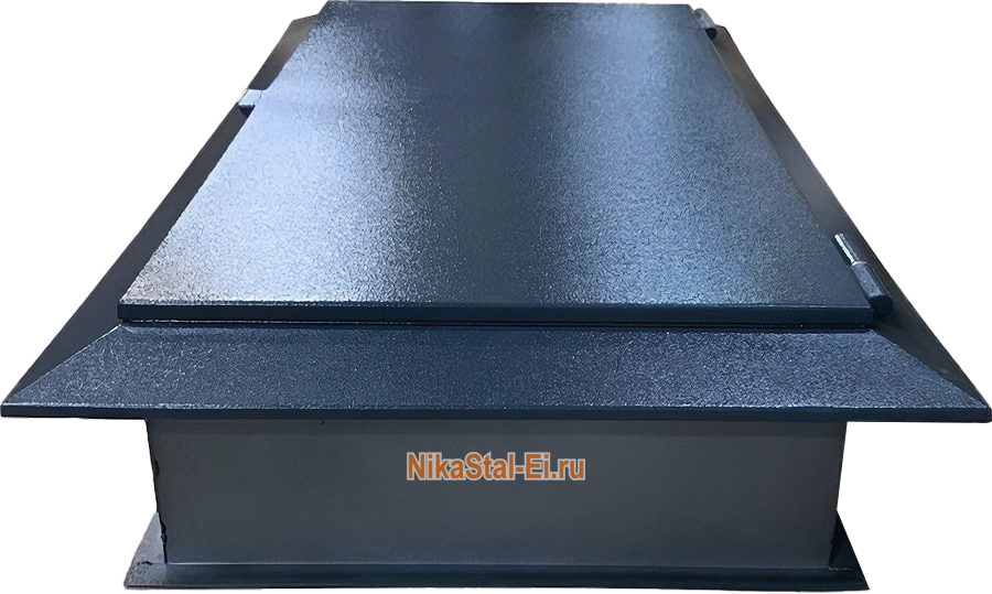 Кровельный стальной люк