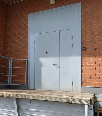 Нестандартная дверь