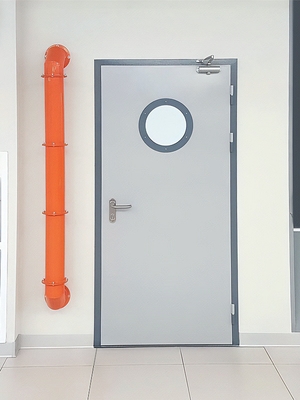 Огнезащитная дверь с круглым окном Огнезащитная дверь с круглым окном