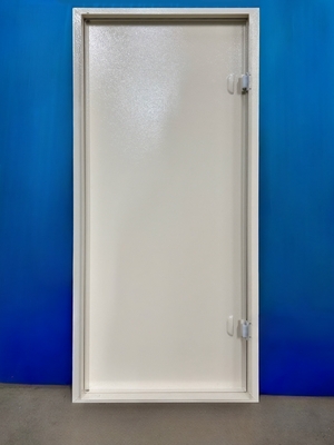 Ревизионный люк с ручками Ревизионный люк с ручками