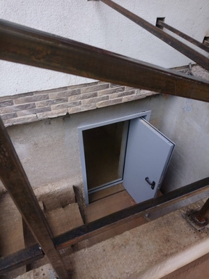 Установленный люк EI 60 Установленный люк EI 60