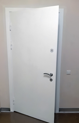 Железная дверь в КХН Железная дверь в КХН